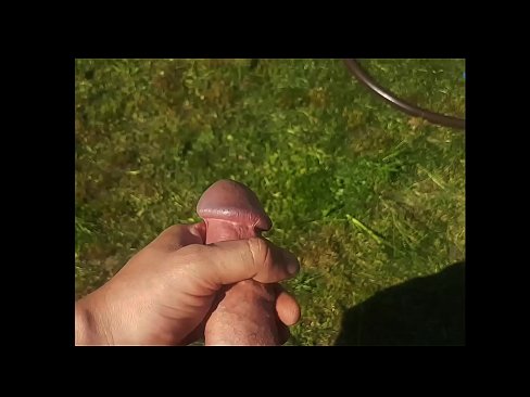 ❤️ Hottie krijt har rôze kut neukt en komt mei in spuit yn in simmertún ❤️ Russyske porno op fy.fuckmymac.ru ☑