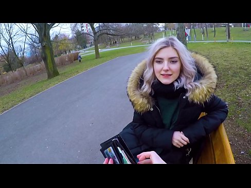 ❤️ Swallows in frjemdling syn hot cum foar jild - blowjob yn it park troch Eva Elfie ❤️ Russyske porno op fy.fuckmymac.ru ☑